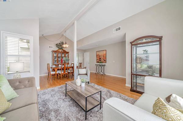 36784 Port Tidewood St, Newark, CA 94560