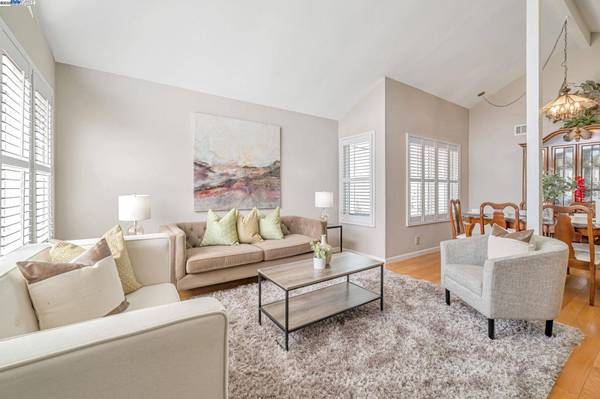 36784 Port Tidewood St, Newark, CA 94560