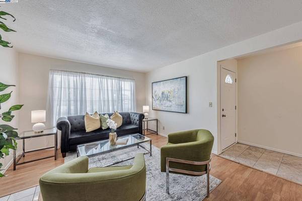 7765 Yew Ct, Newark, CA 94560