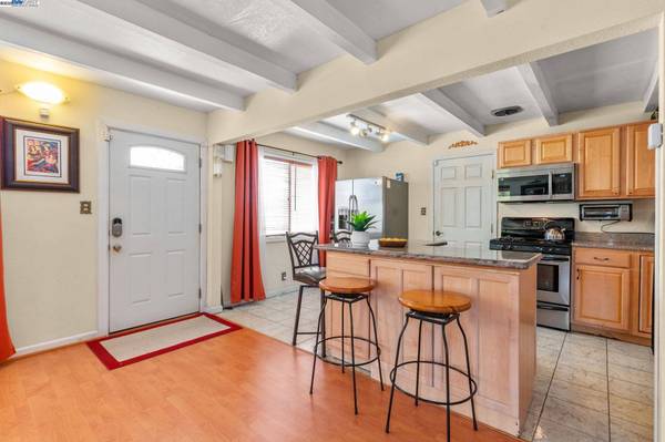 36524 Cherry St, Newark, CA 94560