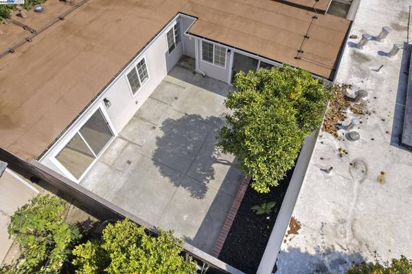 3501 Lake Ontario Dr, Fremont, CA 94555