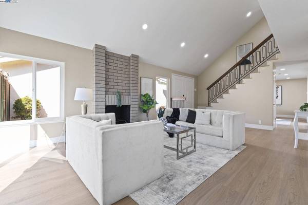 5139 Dryden Ct, Newark, CA 94560