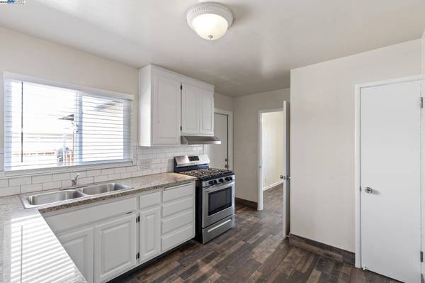 19665 Royal Ave, Hayward, CA 94541