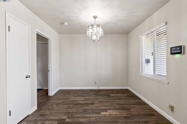 19665 Royal Ave, Hayward, CA 94541