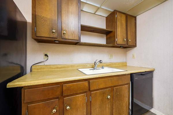 7482 Birkdale Dr, Newark, CA 94560