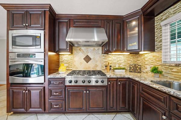 37003 Shasta St, Fremont, CA 94536