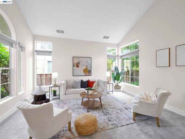 36270 Enfield Dr, Newark, CA 94560