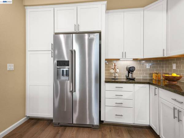 7045 Coombsville Loop, Dublin, CA 94568