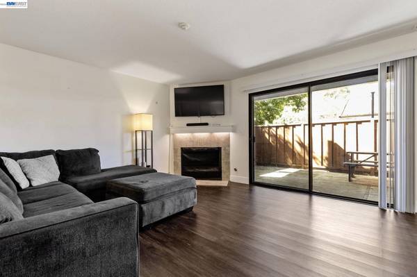 6266 Joaquin Murieta Ave #G, Newark, CA 94560