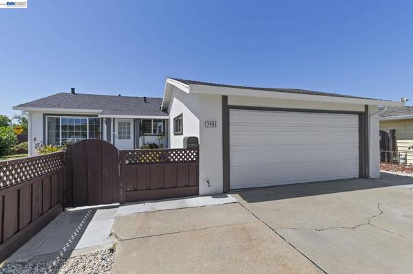 7995 Peachtree Ave, Newark, CA 94560