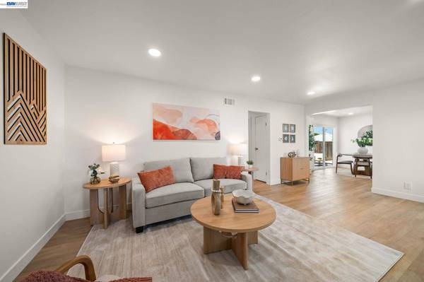 37459 Willowood Dr, Fremont, CA 94536