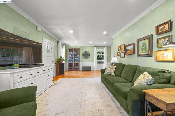 6649 Mayhews Landing Rd, Newark, CA 94560
