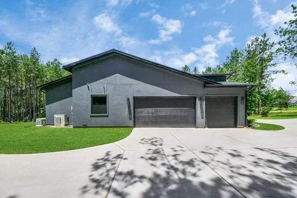 12784 Oak Barrel RD, Willis, TX 77378