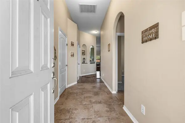 12501 Falls CT, Willis, TX 77318