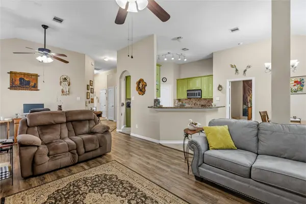 12501 Falls CT, Willis, TX 77318