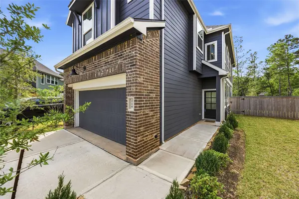 219 Prairie Rose CT, Conroe, TX 77318