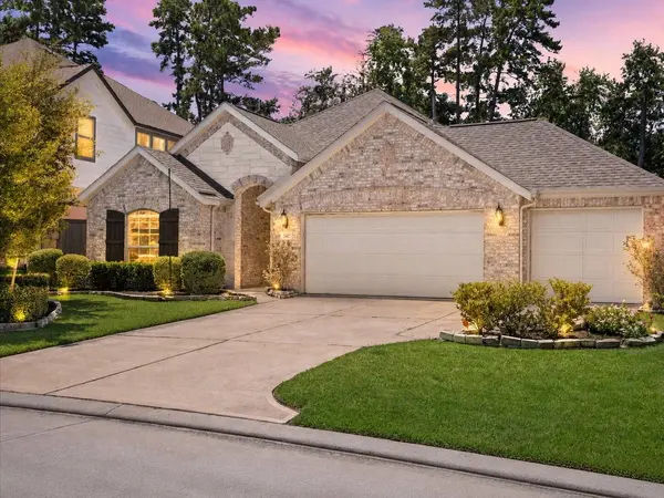 247 Scarlet Maple WAY