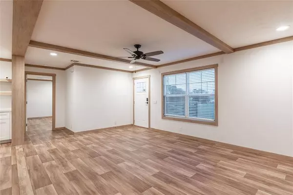 12514 County Road 348, Wills Point, TX 75169