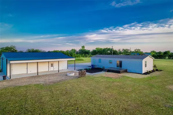 12514 County Road 348, Wills Point, TX 75169