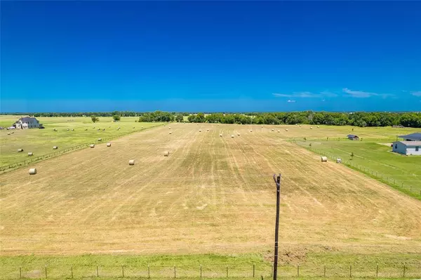 13000 County Road 348, Wills Point, TX 75169