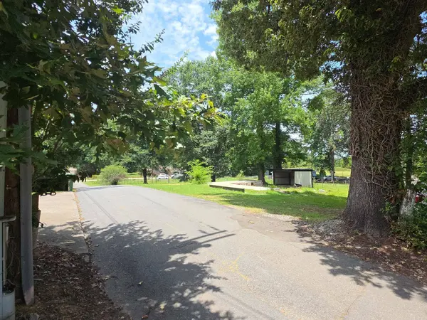 2902 Bristol Drive, Benton, AR 72015