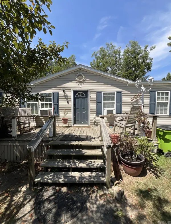 120 Lincoln St