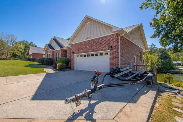 107 Four Oaks Lane, Hot Springs, AR 71901