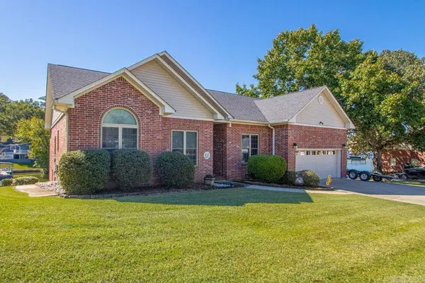 107 Four Oaks Lane, Hot Springs, AR 71901