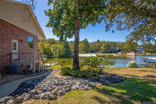 107 Four Oaks Lane, Hot Springs, AR 71901