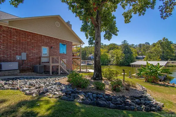 107 Four Oaks Lane, Hot Springs, AR 71901