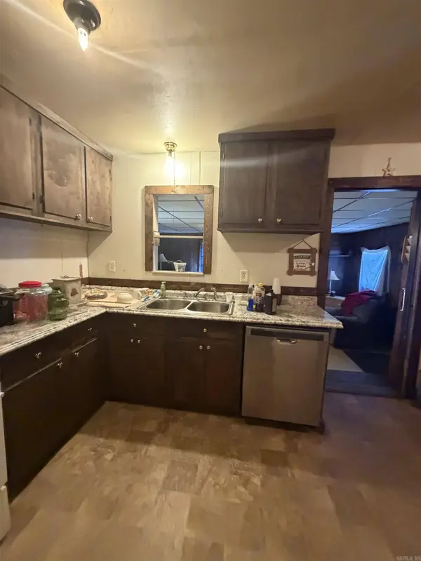 12 Stamps, Conway, AR 72032