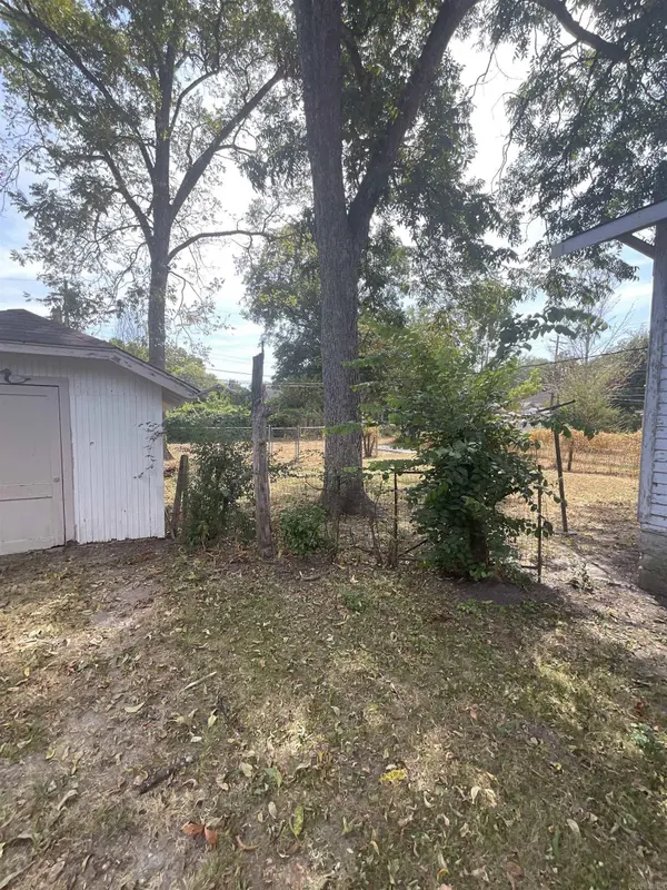 809 S Lowe Street, Stuttgart, AR 72160
