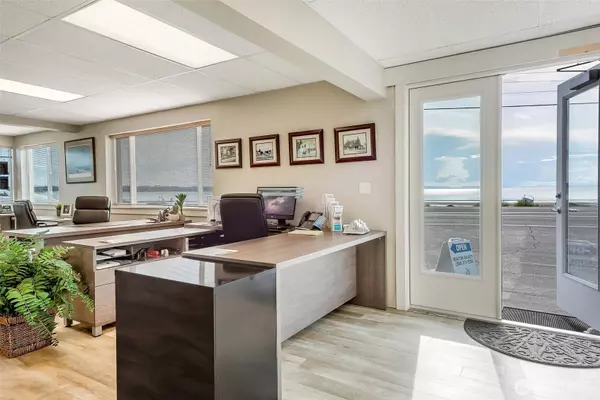 8045 Birch Bay DR, Blaine, WA 98230