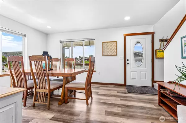 7328 Seashell WAY, Blaine, WA 98230