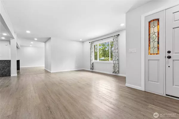 5539 Noon RD, Bellingham, WA 98226