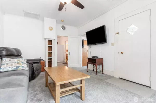 2318 Dean AVE, Bellingham, WA 98225