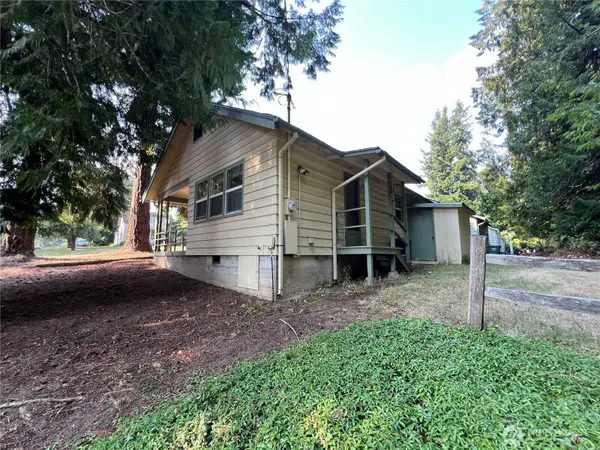 4541 Cable ST, Bellingham, WA 98229