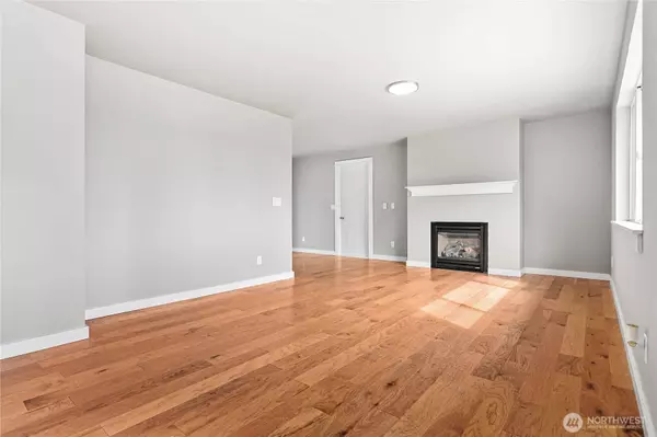 8065 Lyn Dale DR, Lynden, WA 98264