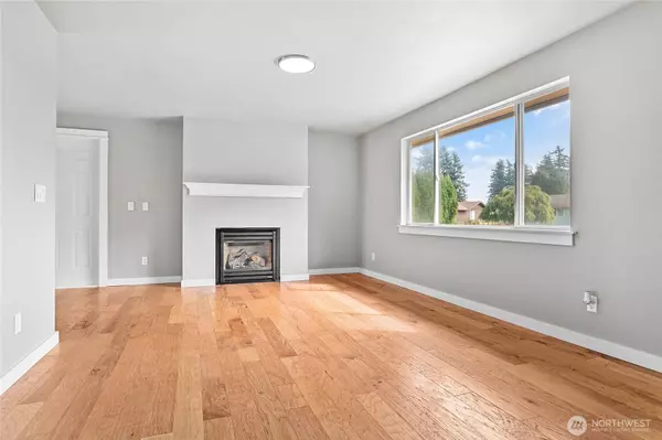 8065 Lyn Dale DR, Lynden, WA 98264