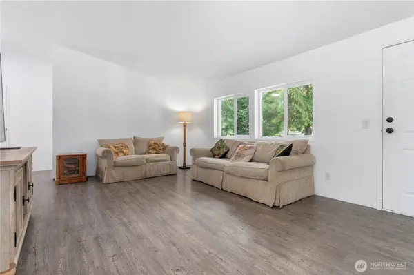 9442 Delta Line RD, Blaine, WA 98230