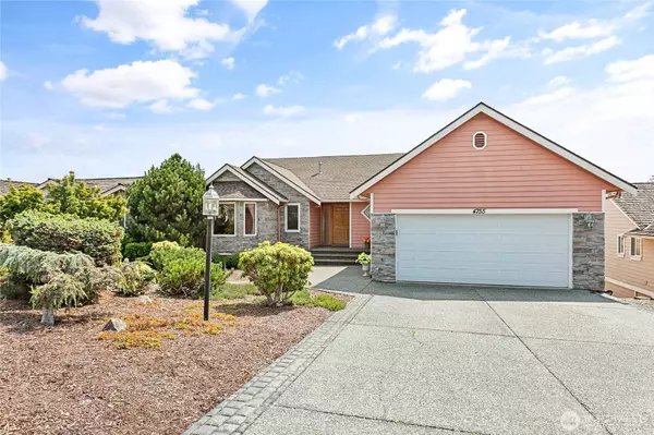 4755 S Golf Course DR, Blaine, WA 98230