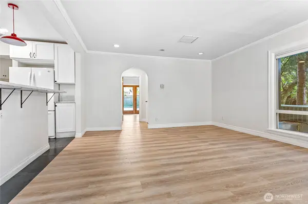 1100 Greenleaf AVE, Burlington, WA 98233