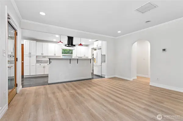 1100 Greenleaf AVE, Burlington, WA 98233