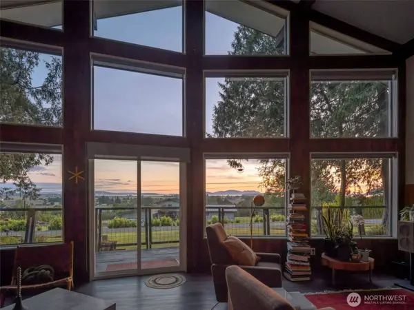 5915 Cedar DR, Bow, WA 98232