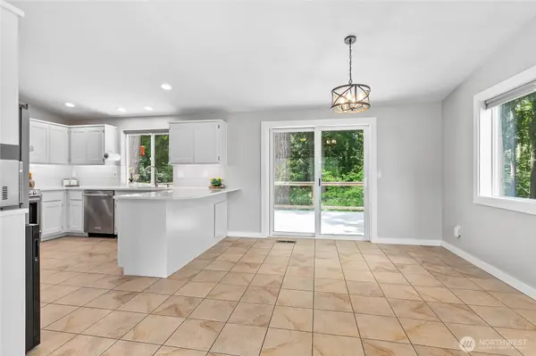 3881 Magrath ST, Bellingham, WA 98226