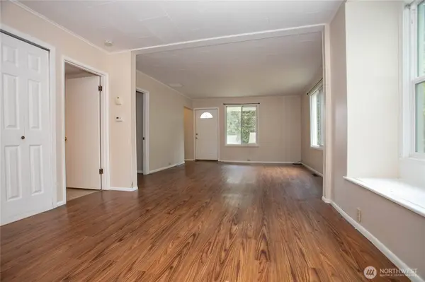 4540 Cable ST, Bellingham, WA 98229