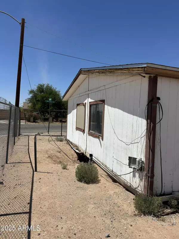 410 W 3RD Avenue W, Casa Grande, AZ 85122