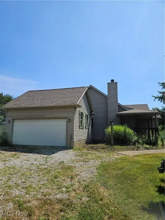 12005 Garfield RD, Florence, OH 44814