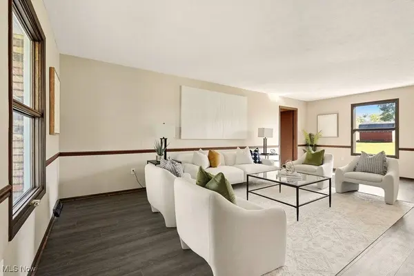 831 River RD, Hinckley, OH 44233