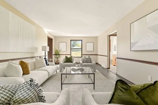 831 River RD, Hinckley, OH 44233